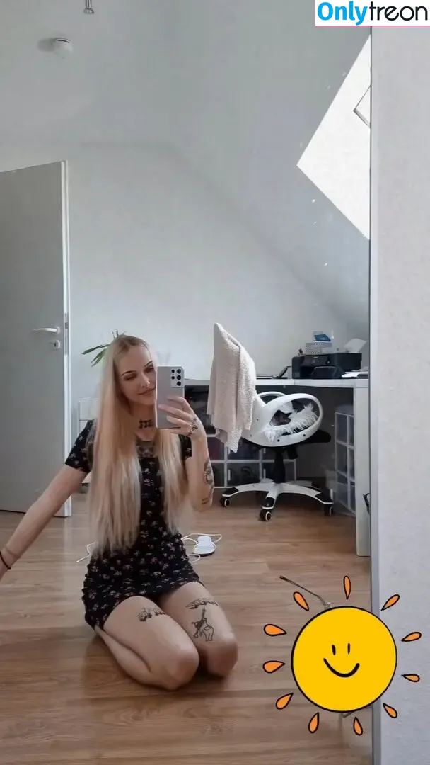 Dieamy nude photo #0041 (Dieamy_)