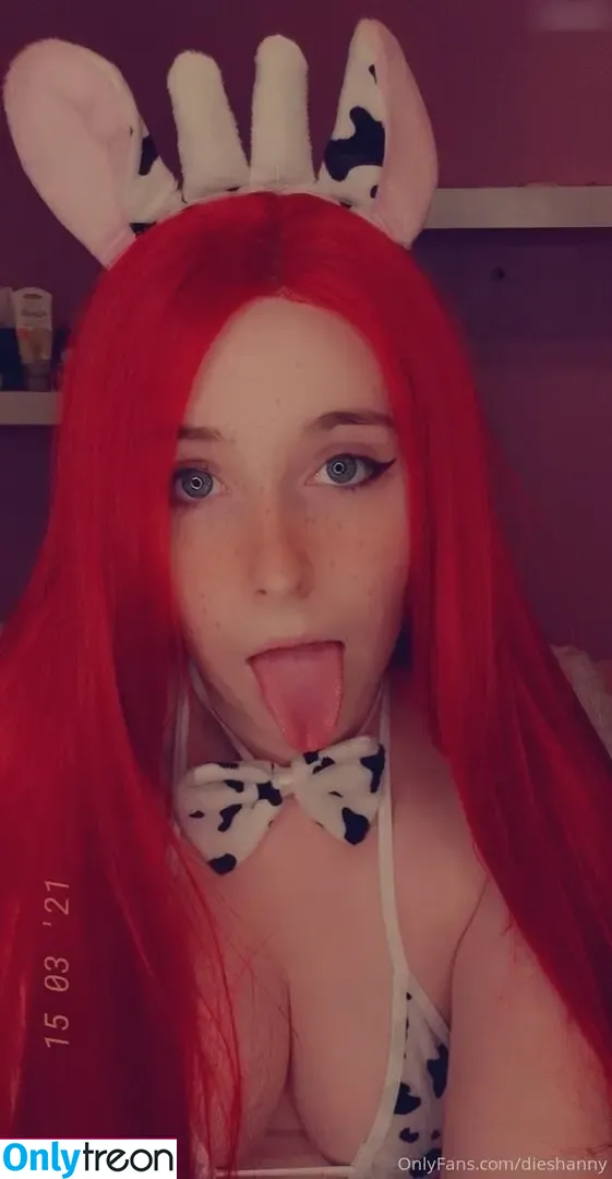 DieShanny nude photo #0015 (die_shanny_)