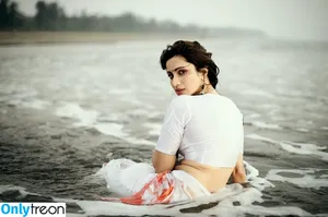 Diksha J Singh / dikshajsingh фото голая #0053