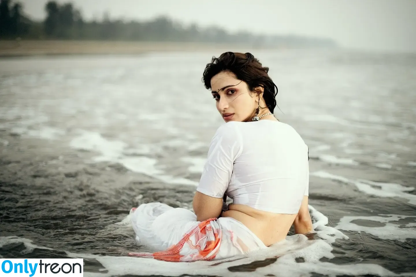 Diksha J Singh nude photo #0053 (dikshajsingh)