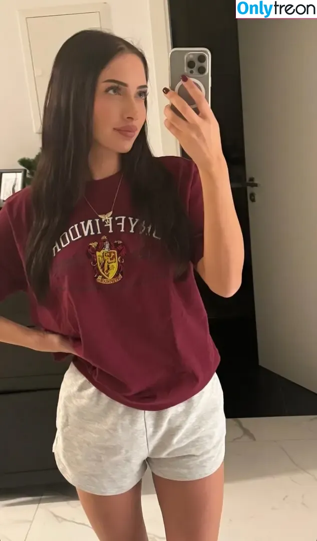 Dilara Hava Tunç nude photo #0017 (Dilara Hava Tunç)