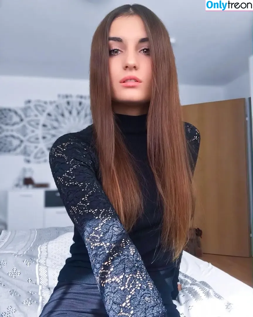 Dilara.ls nude photo #0020 (Dilara.ls)