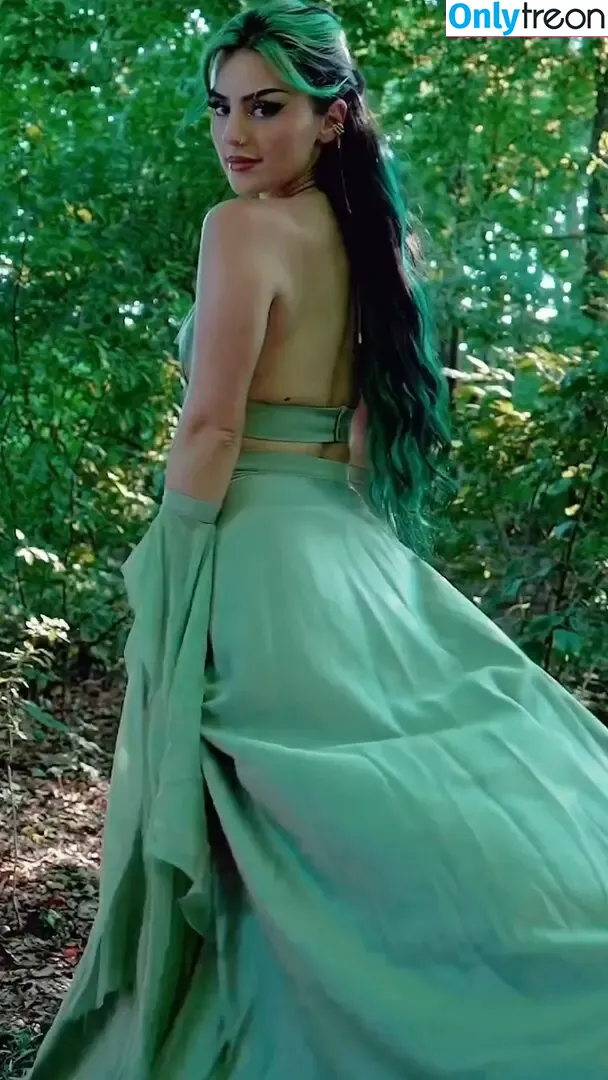 Dilaraa nude photo #0004 (dilaraa.s)