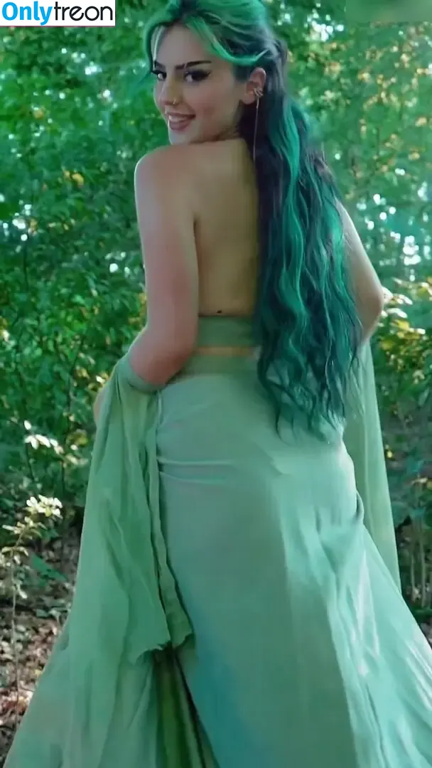 Dilaraa nude photo #0007 (dilaraa.s)