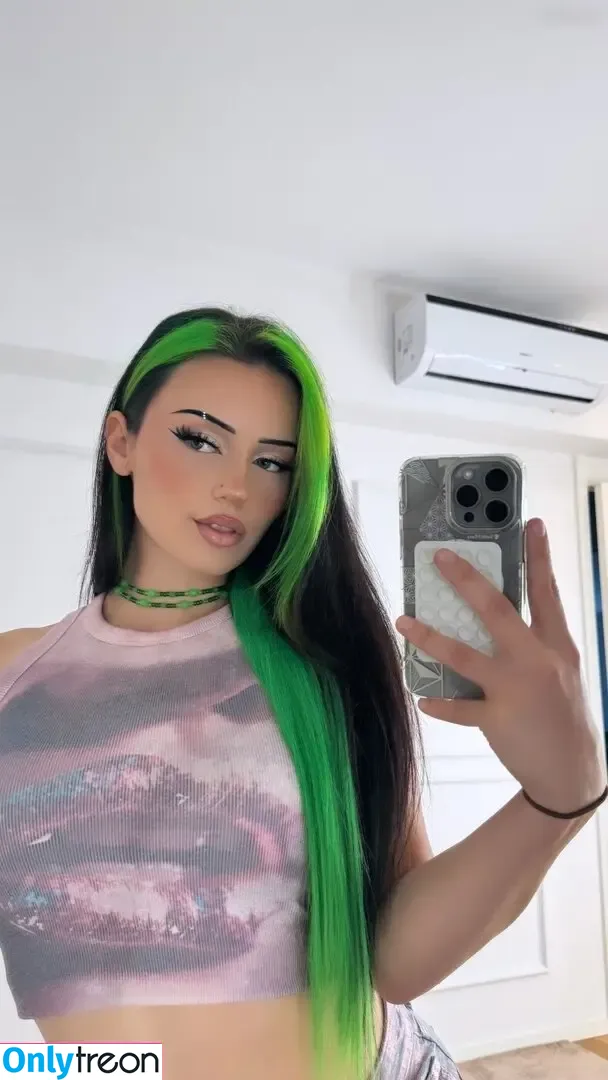 Dilaraa nude photo #0015 (dilaraa.s)