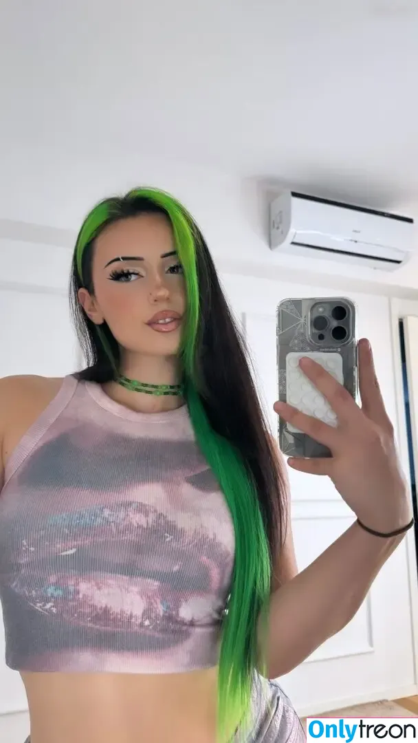 Dilaraa nude photo #0018 (dilaraa.s)