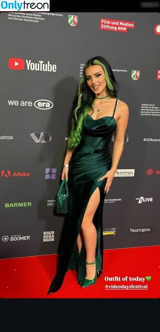 Dilaraa nude photo #0019 (dilaraa.s)