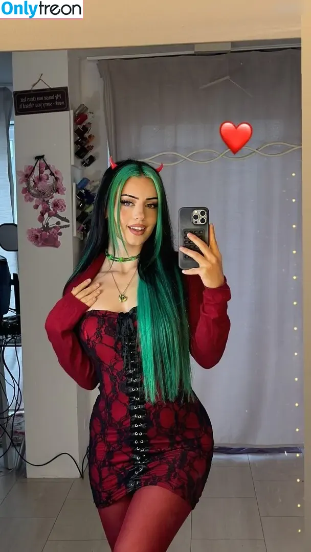 Dilaraa nude photo #0020 (dilaraa.s)