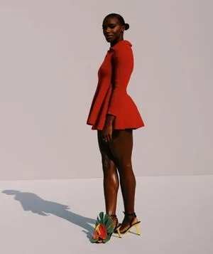 Dina Asher Smith / dinaashersmith фото голая #0045