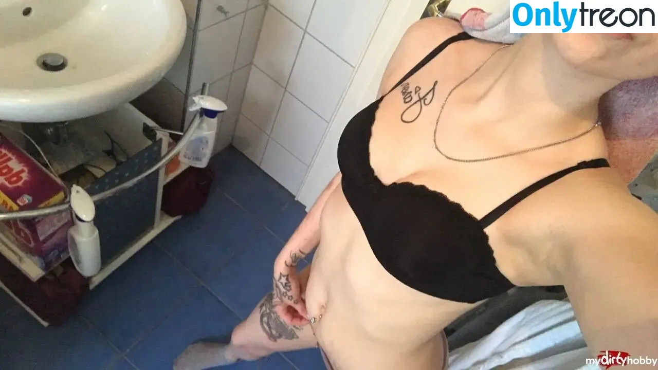 DirtyShirin97 nude photo #0014 (DirtyShirin97)
