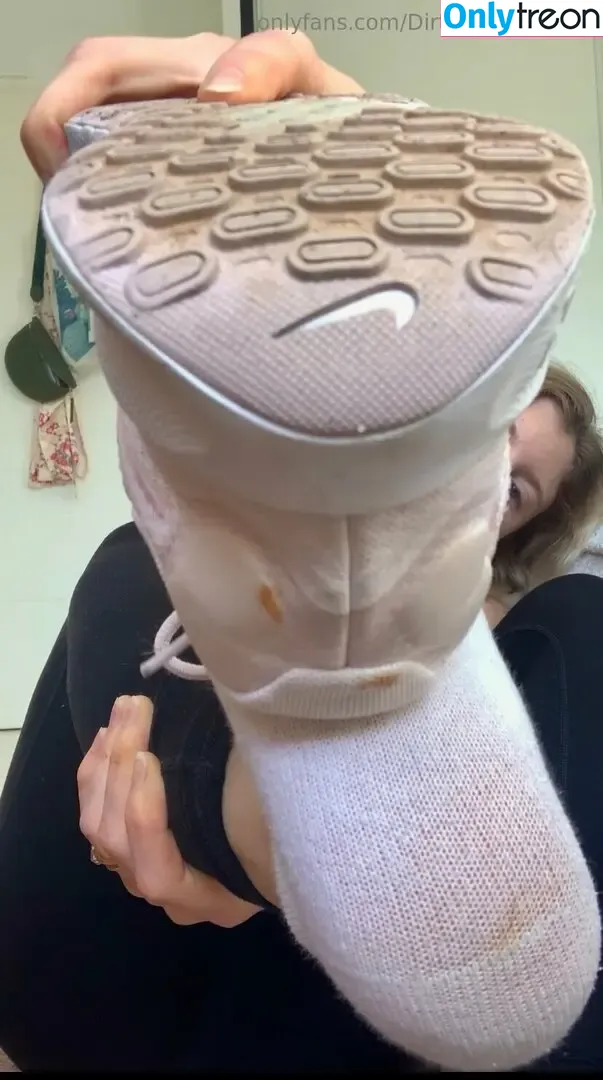 Dirtysockcousins nude photo #0088 (dirtysnowqueen_)