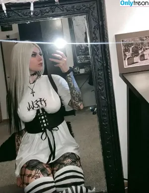 disasterpiece45 / Chloe / ____disasterpiece____ / __disasterpiece__ / chloerosenbaum nude photo #0017