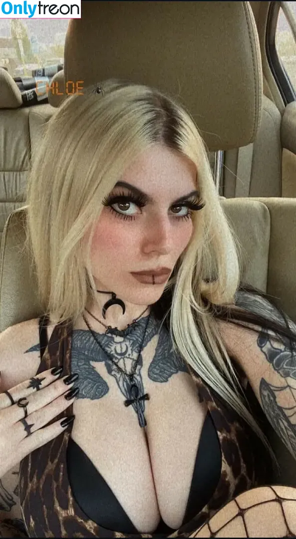 disasterpiece45 nude photo #0031 (Chloe / ____disasterpiece____ / __disasterpiece__ / chloerosenbaum)