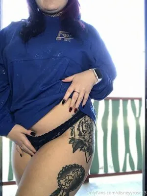 disneyyrose13 / disneyy13rose nude photo #0132