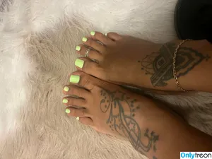 dissatoes / dissa_toes nude photo #0031