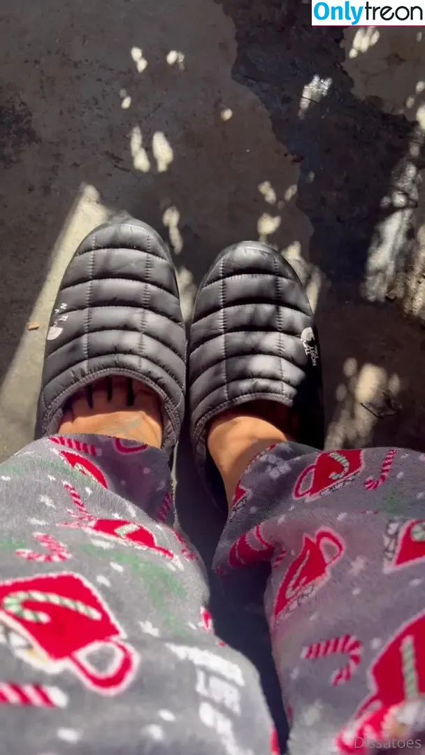 dissatoes nude photo #0068 (dissa_toes)