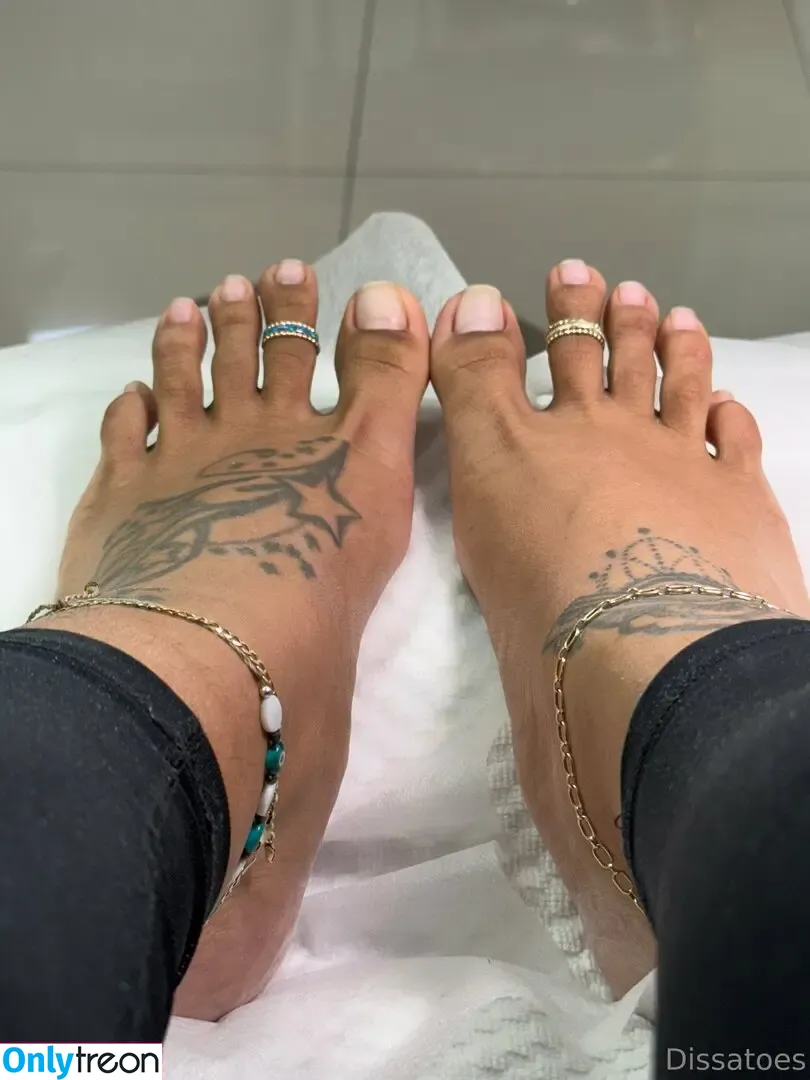 dissatoes nude photo #0072 (dissa_toes)