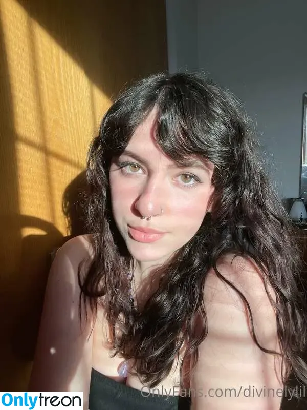 divinelylillith nude photo #0005 (divinelylilith)