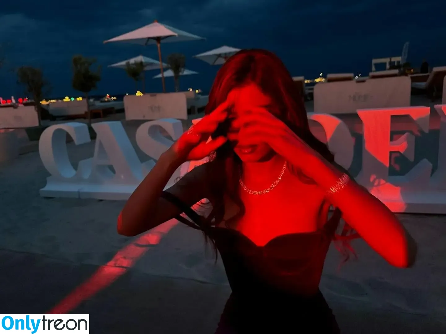 Dixie D'Amelio голая photo #0326 (charliesdamelio / dixiedamelio)
