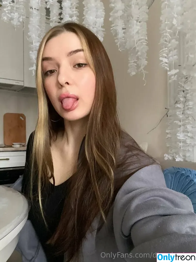 dixyshmixy nude photo #0004 (mixidixy)