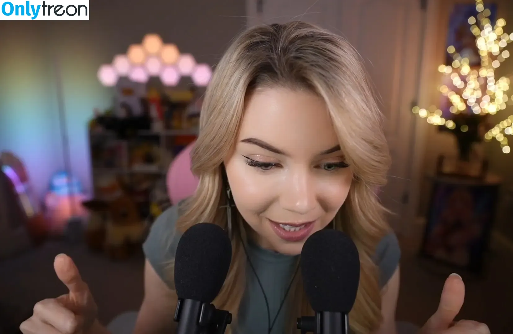 Dizzykitten голая photo #1537 (dizzykitten7 / dizzykittenpaws / thedizzykitten)