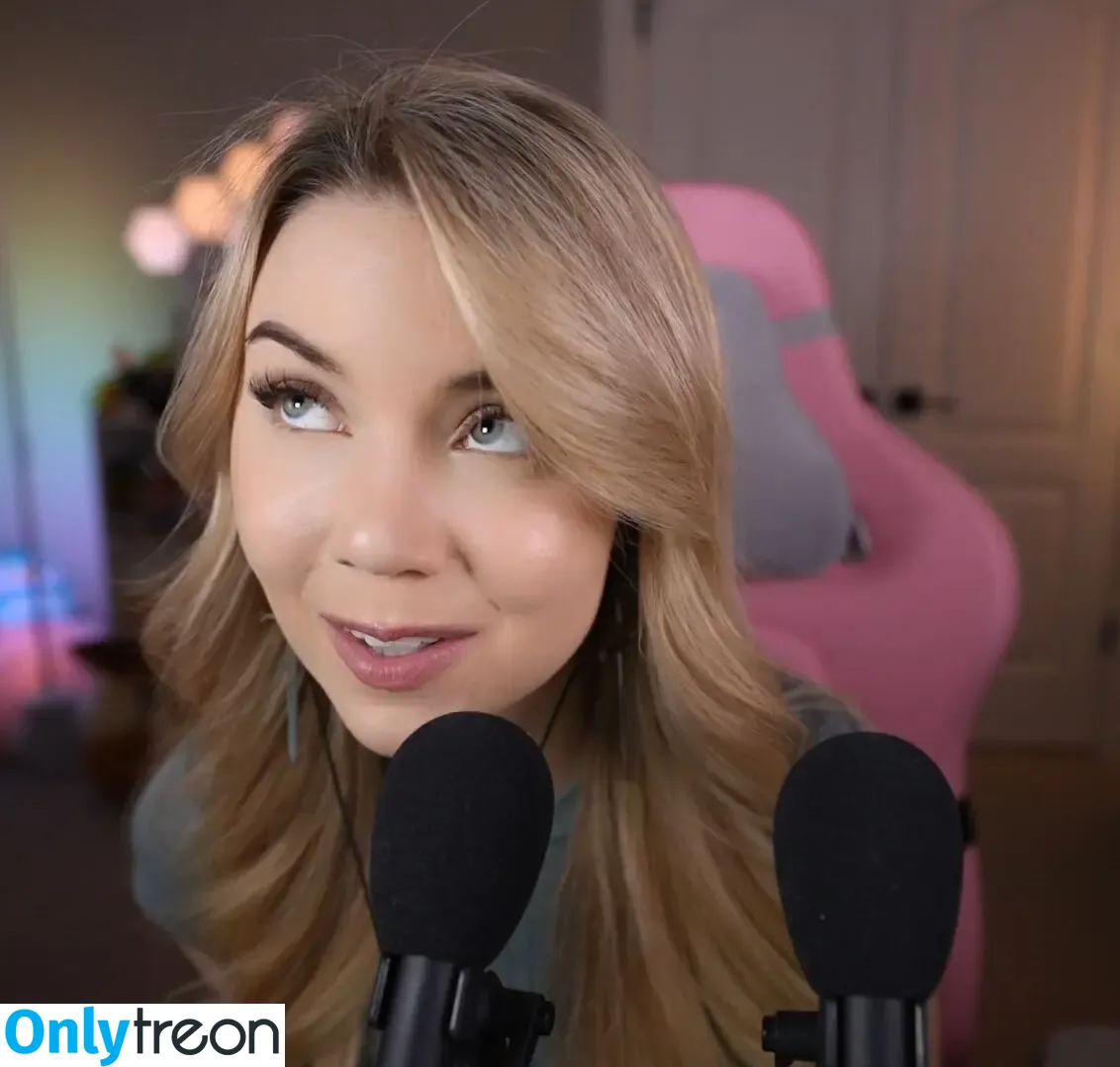 Dizzykitten голая photo #1538 (dizzykitten7 / dizzykittenpaws / thedizzykitten)