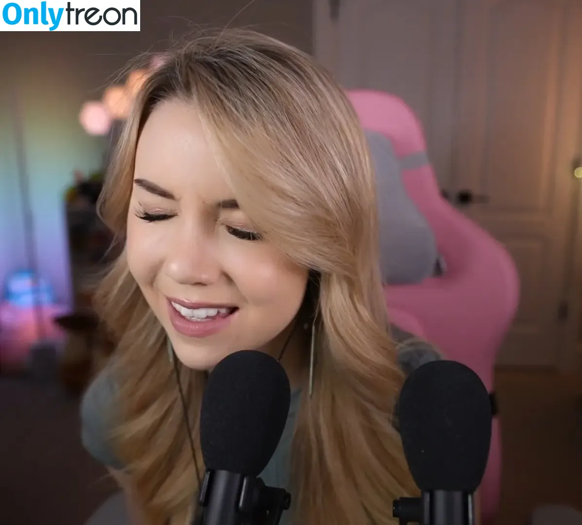Dizzykitten голая photo #1539 (dizzykitten7 / dizzykittenpaws / thedizzykitten)