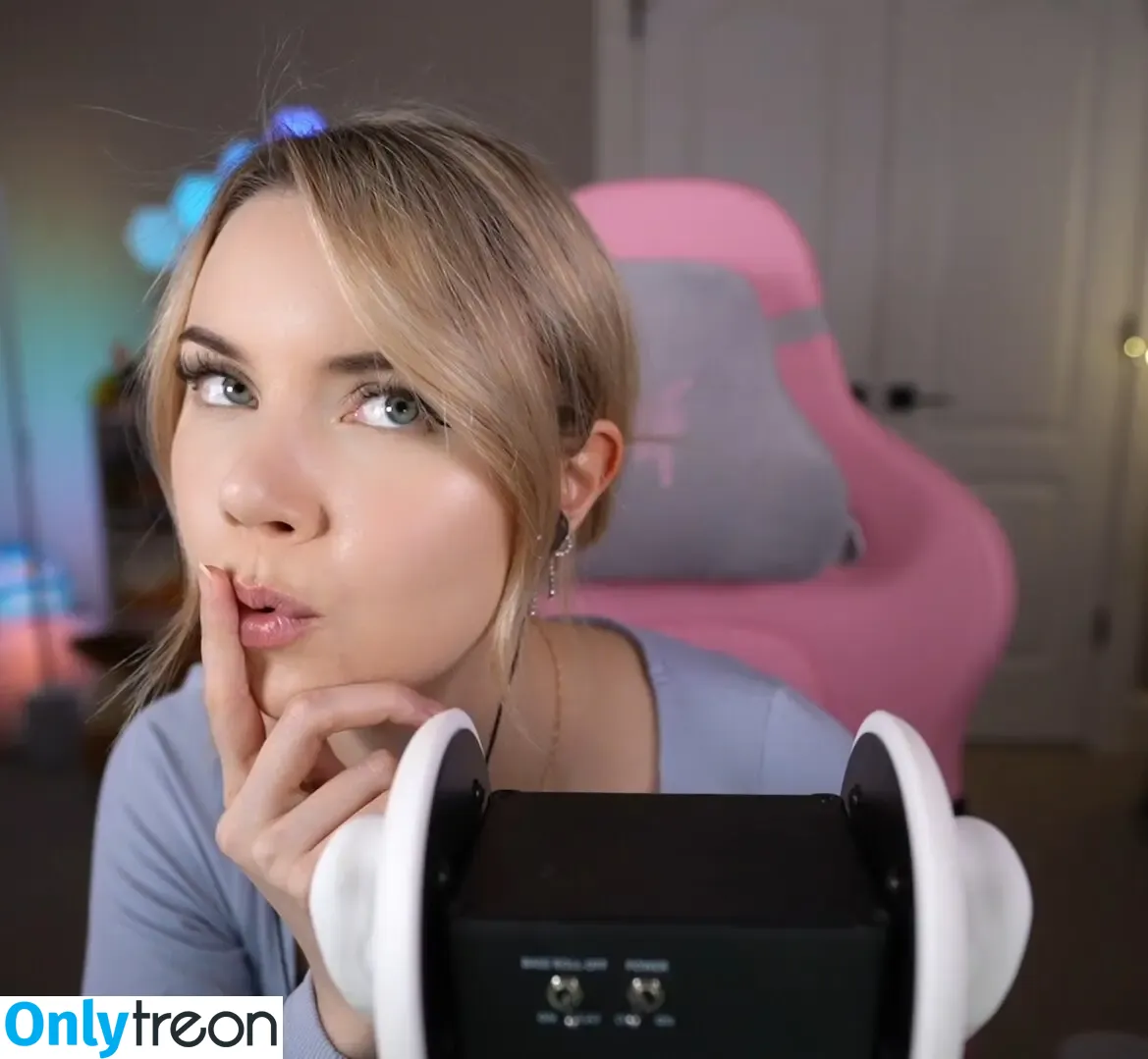 Dizzykitten nude photo #1592 (dizzykitten7 / dizzykittenpaws / thedizzykitten)