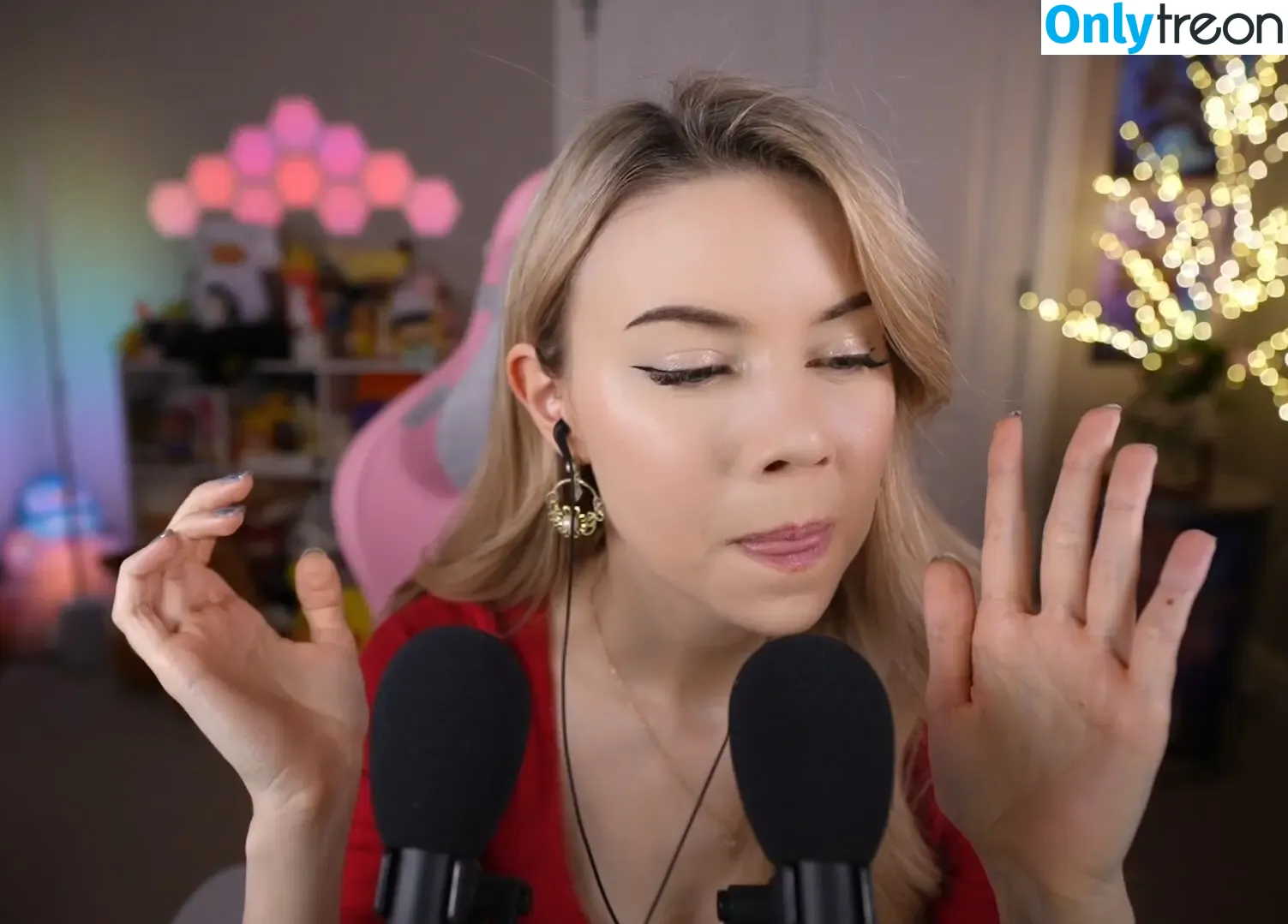 Dizzykitten голая photo #1665 (dizzykitten7 / dizzykittenpaws / thedizzykitten)
