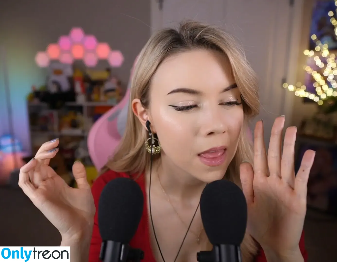 Dizzykitten голая photo #1667 (dizzykitten7 / dizzykittenpaws / thedizzykitten)