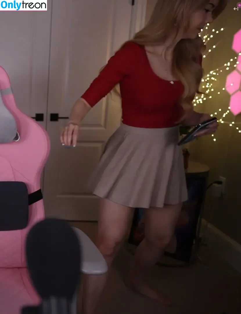 Dizzykitten голая photo #1700 (dizzykitten7 / dizzykittenpaws / thedizzykitten)