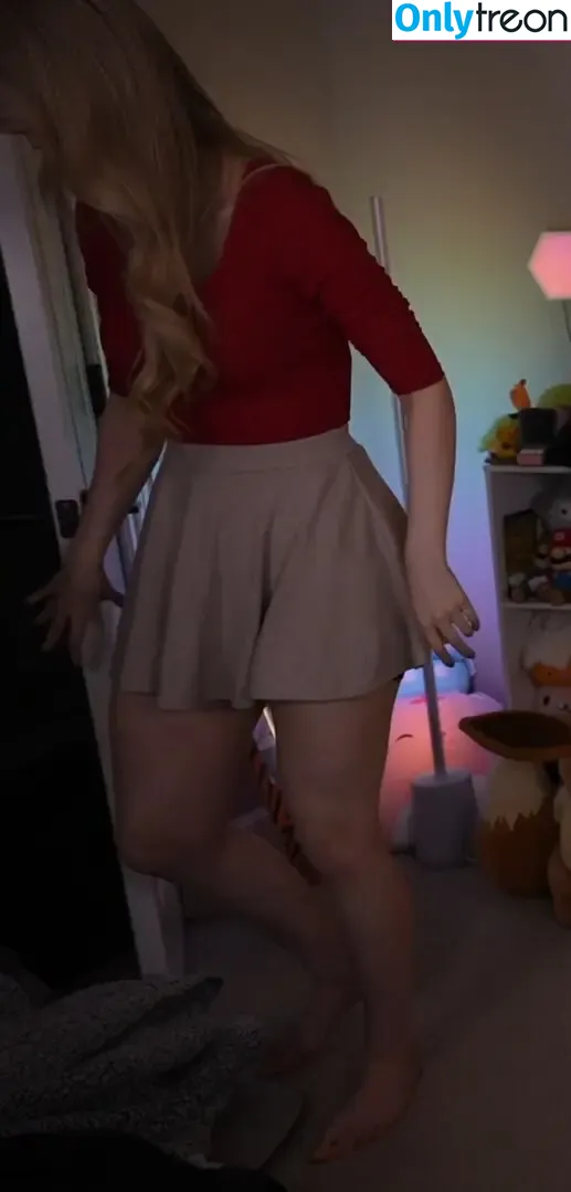 Dizzykitten голая photo #1702 (dizzykitten7 / dizzykittenpaws / thedizzykitten)