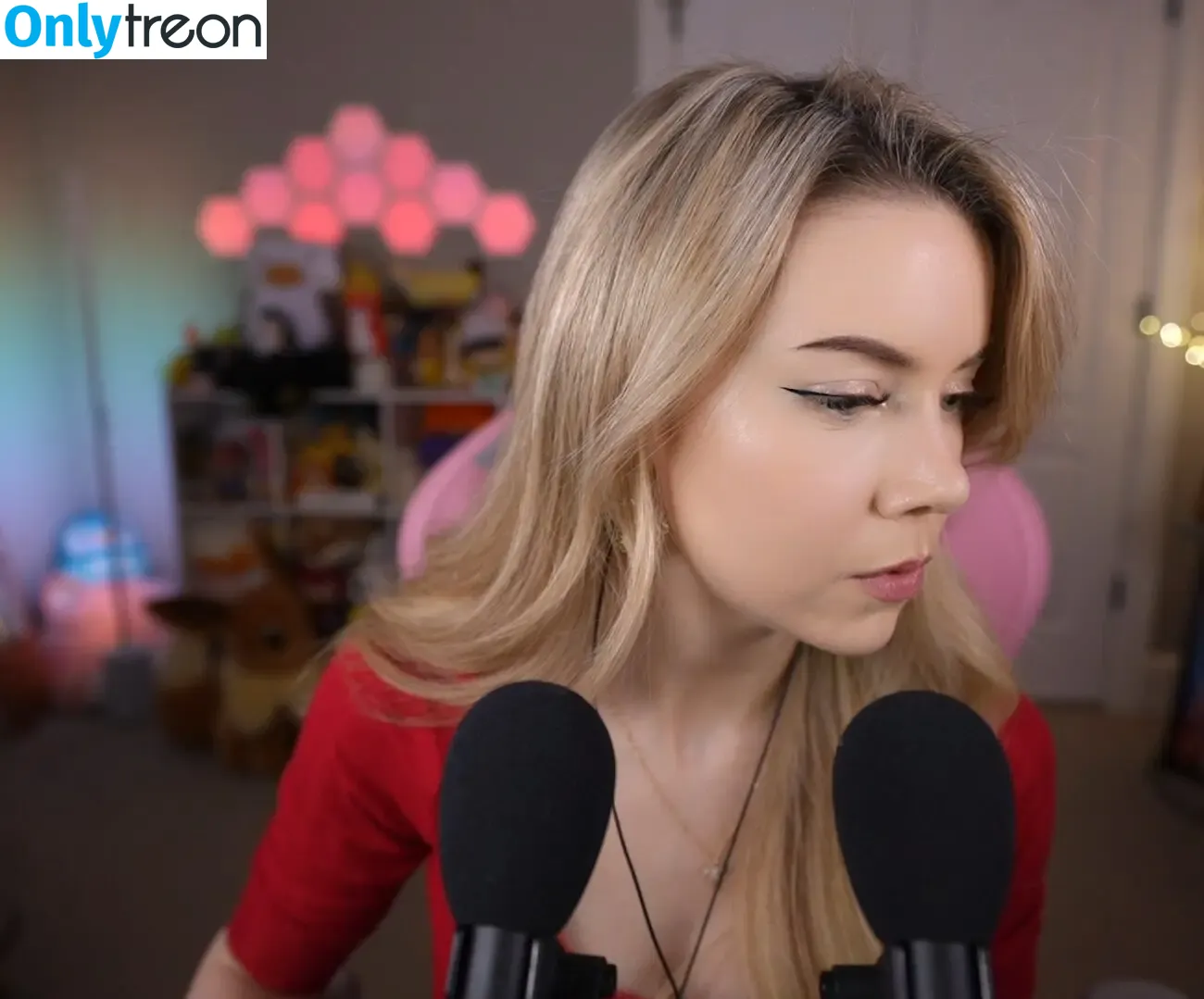 Dizzykitten голая photo #1737 (dizzykitten7 / dizzykittenpaws / thedizzykitten)