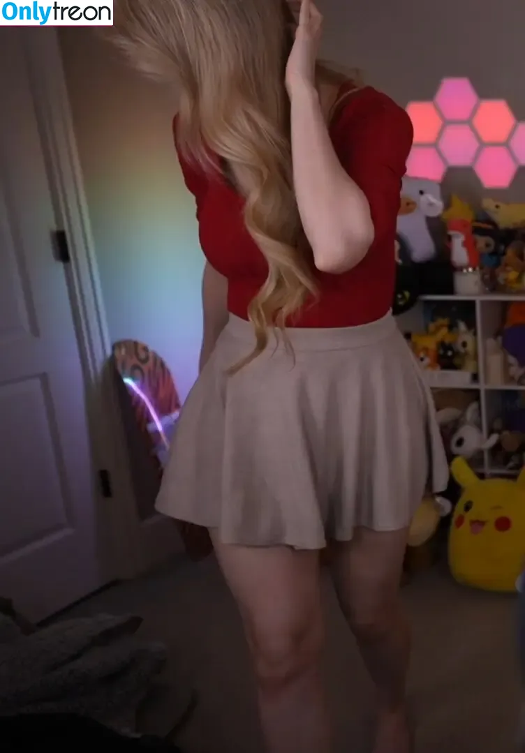 Dizzykitten голая photo #1740 (dizzykitten7 / dizzykittenpaws / thedizzykitten)