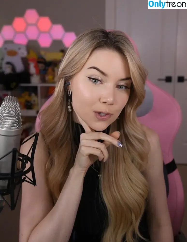 Dizzykitten голая photo #1754 (dizzykitten7 / dizzykittenpaws / thedizzykitten)
