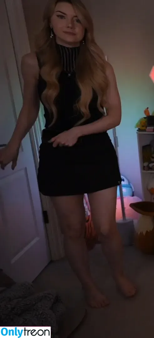 Dizzykitten голая photo #1769 (dizzykitten7 / dizzykittenpaws / thedizzykitten)