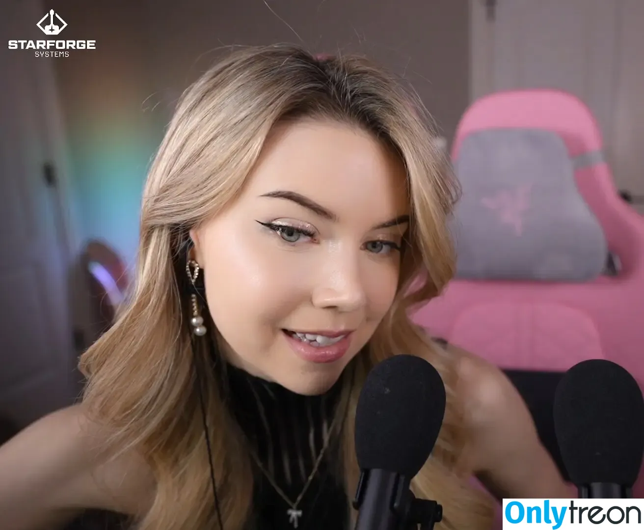 Dizzykitten голая photo #1784 (dizzykitten7 / dizzykittenpaws / thedizzykitten)