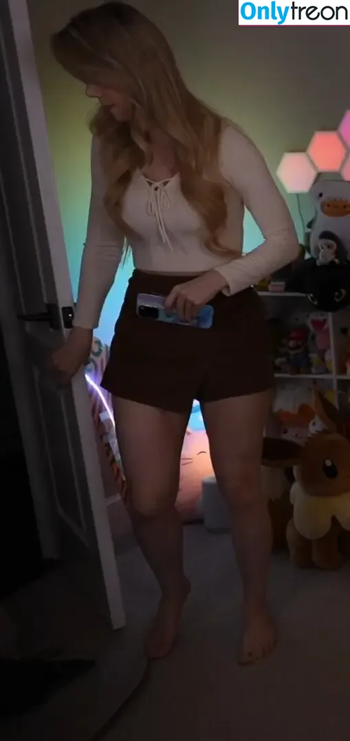 Dizzykitten голая photo #1846 (dizzykitten7 / dizzykittenpaws / thedizzykitten)