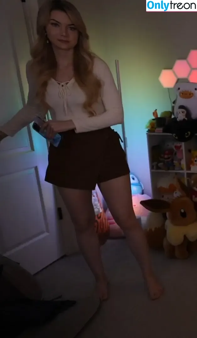 Dizzykitten голая photo #1849 (dizzykitten7 / dizzykittenpaws / thedizzykitten)