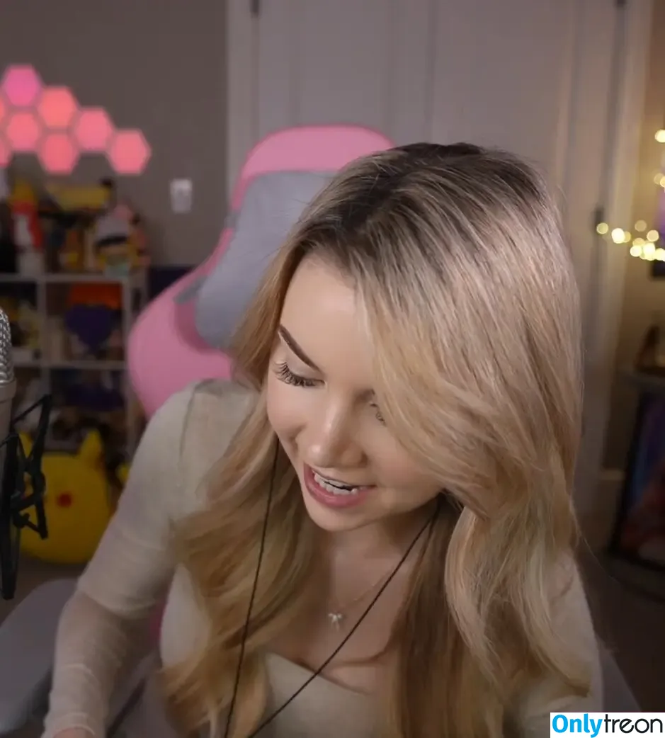 Dizzykitten nude photo #1908 (dizzykitten7 / dizzykittenpaws / thedizzykitten)