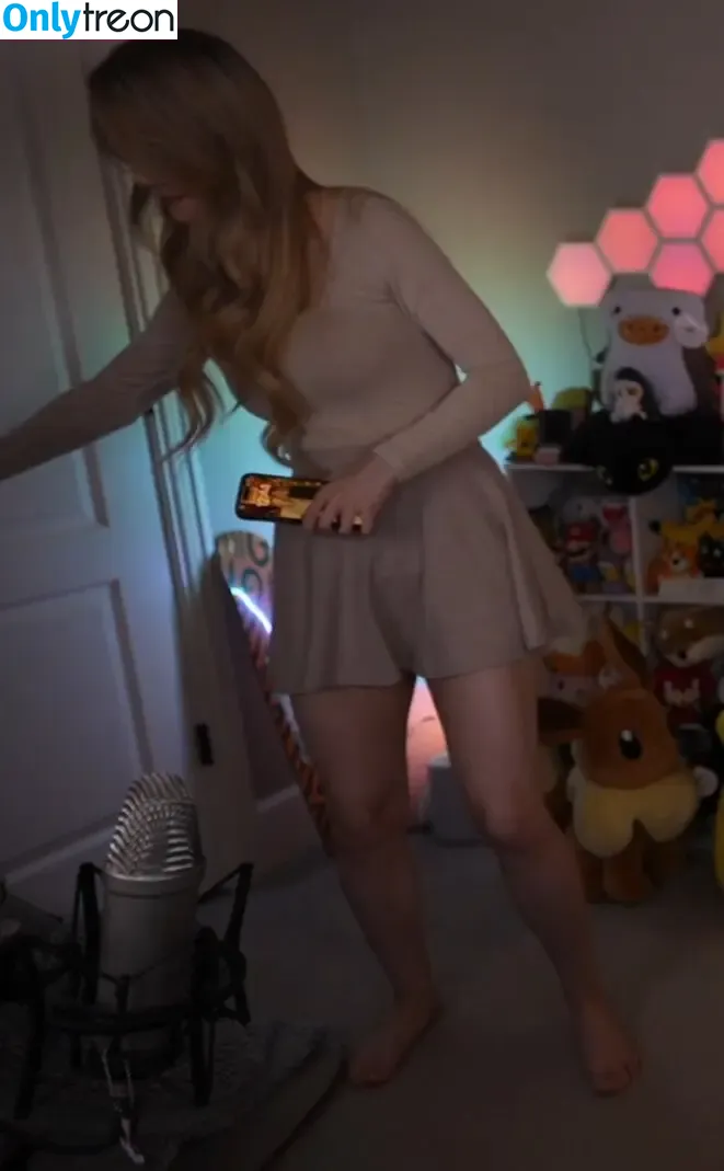 Dizzykitten голая photo #1918 (dizzykitten7 / dizzykittenpaws / thedizzykitten)