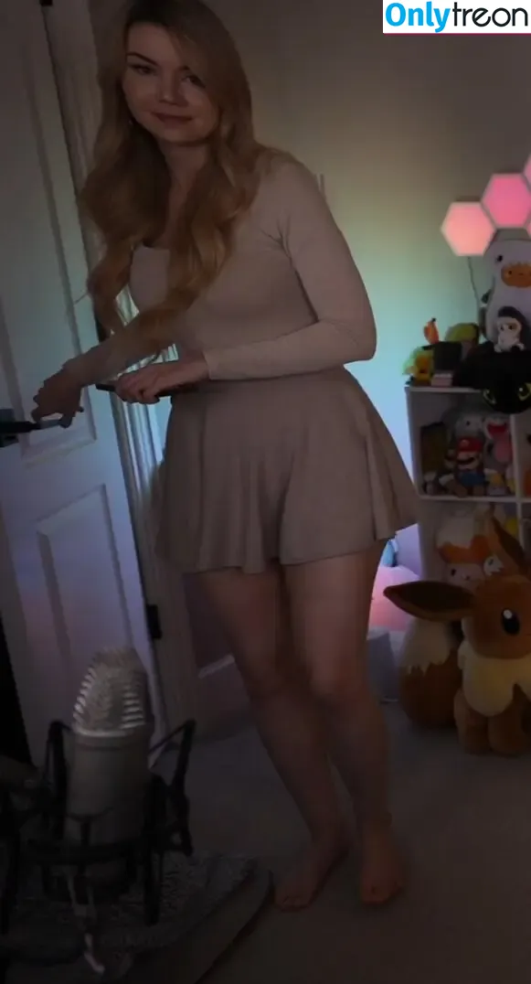 Dizzykitten nude photo #1920 (dizzykitten7 / dizzykittenpaws / thedizzykitten)