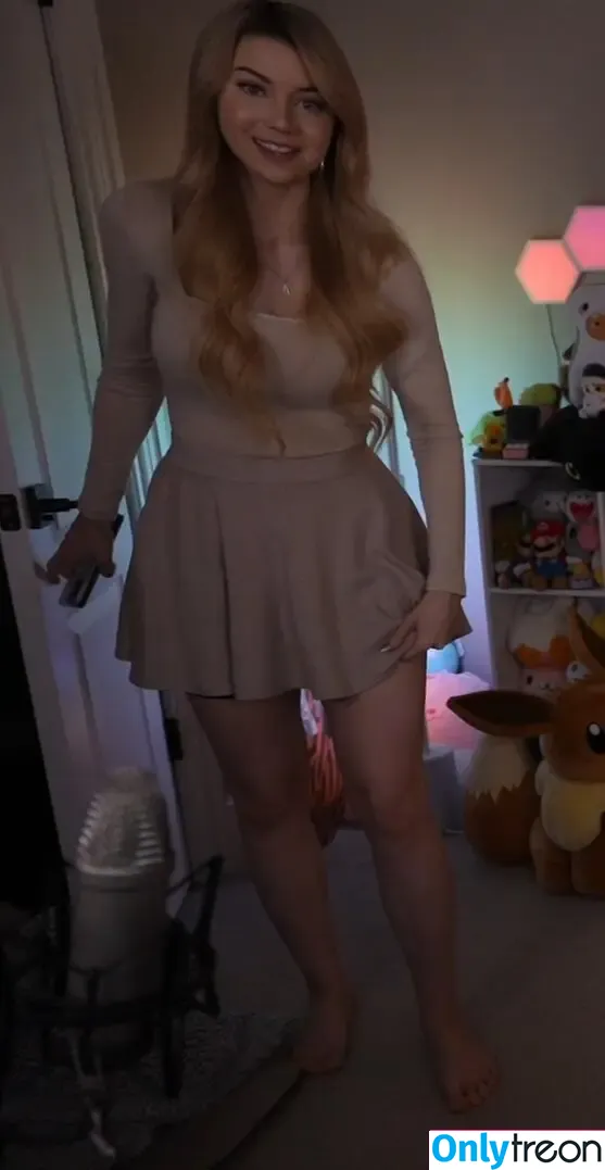 Dizzykitten nude photo #1928 (dizzykitten7 / dizzykittenpaws / thedizzykitten)