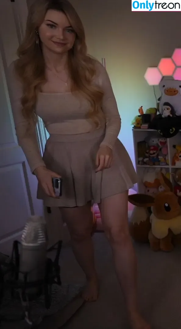 Dizzykitten голая photo #1931 (dizzykitten7 / dizzykittenpaws / thedizzykitten)