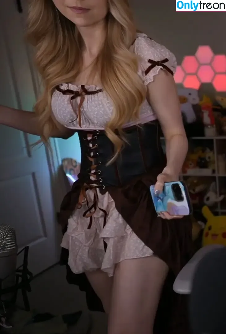 Dizzykitten голая photo #1989 (dizzykitten7 / dizzykittenpaws / thedizzykitten)