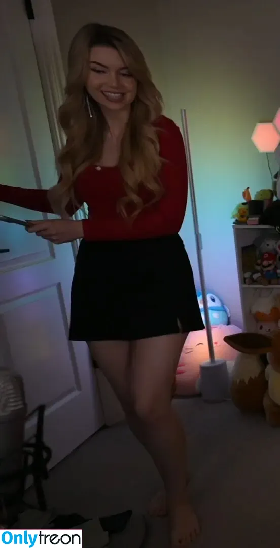 Dizzykitten голая photo #1997 (dizzykitten7 / dizzykittenpaws / thedizzykitten)