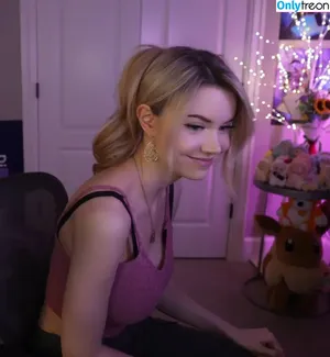 Dizzykitten / dizzykitten7 / dizzykittenpaws / thedizzykitten nude photo #2504