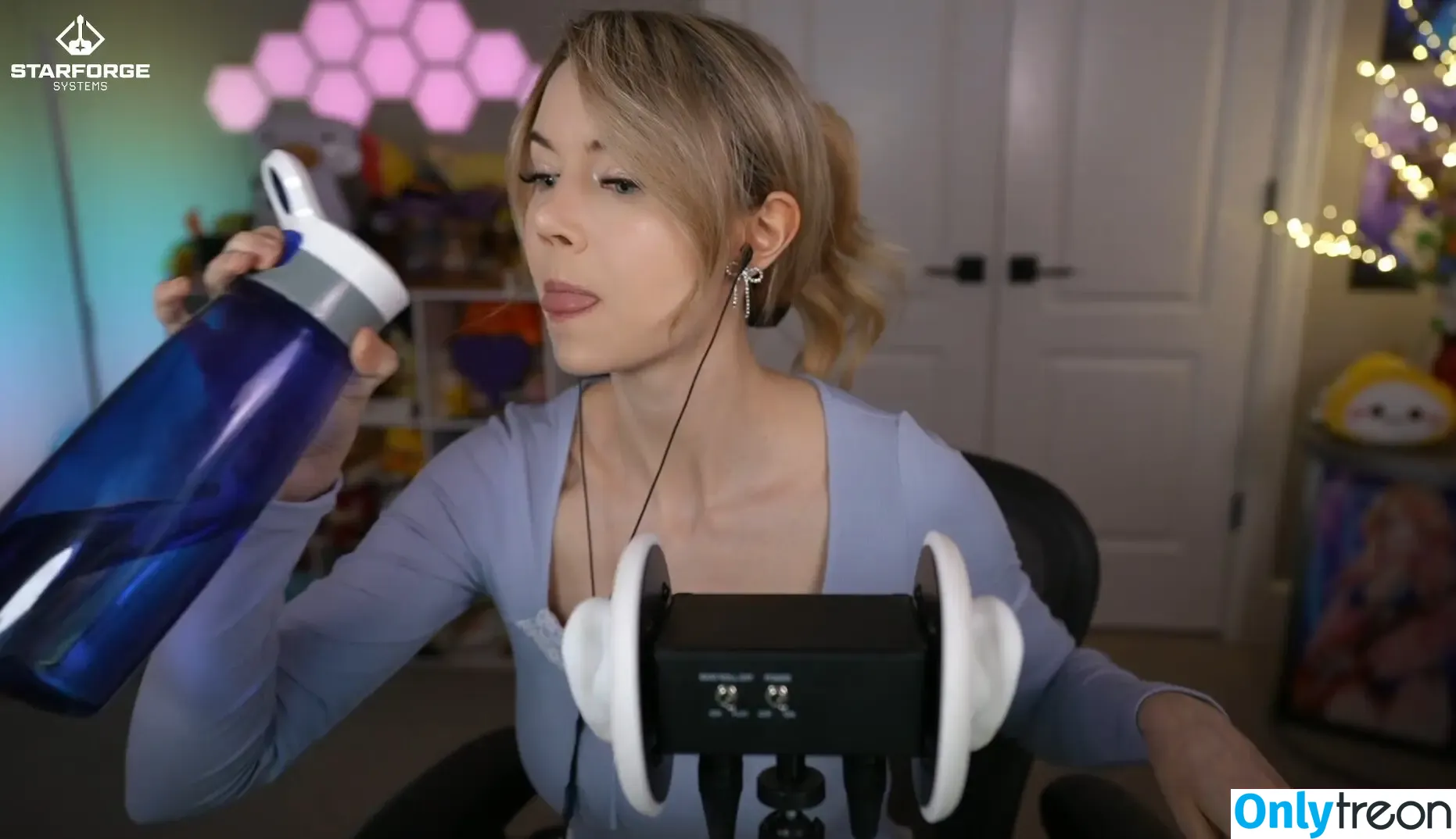 Dizzykitten голая photo #2293 (dizzykitten7 / dizzykittenpaws / thedizzykitten)