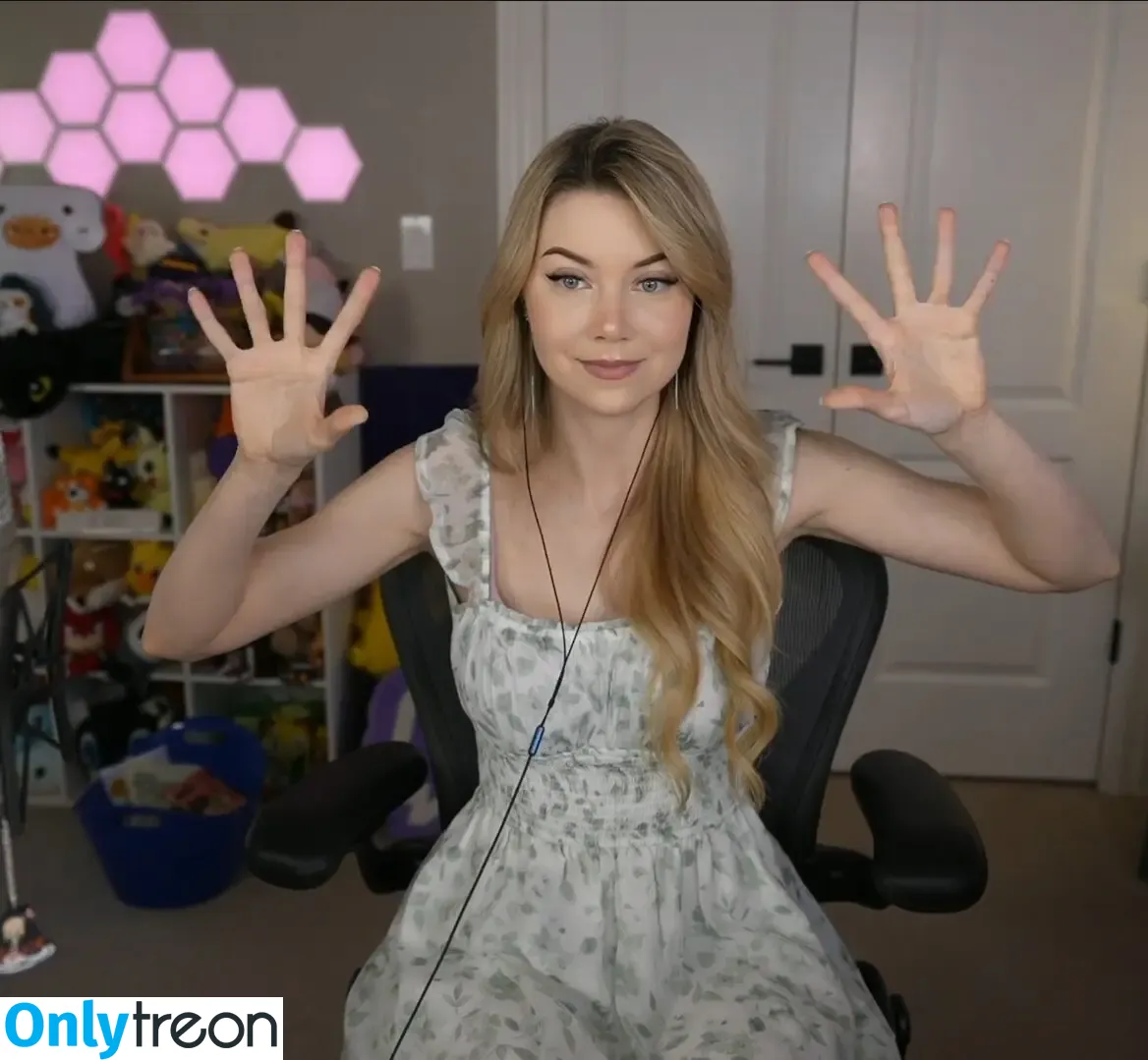 Dizzykitten nude photo #2343 (dizzykitten7 / dizzykittenpaws / thedizzykitten)