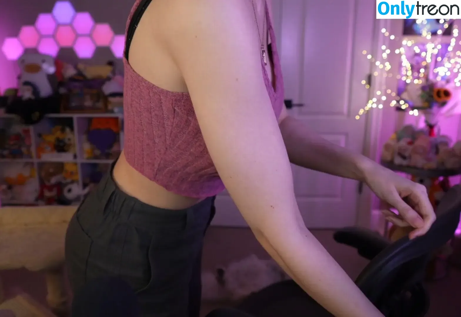 Dizzykitten nude photo #2490 (dizzykitten7 / dizzykittenpaws / thedizzykitten)